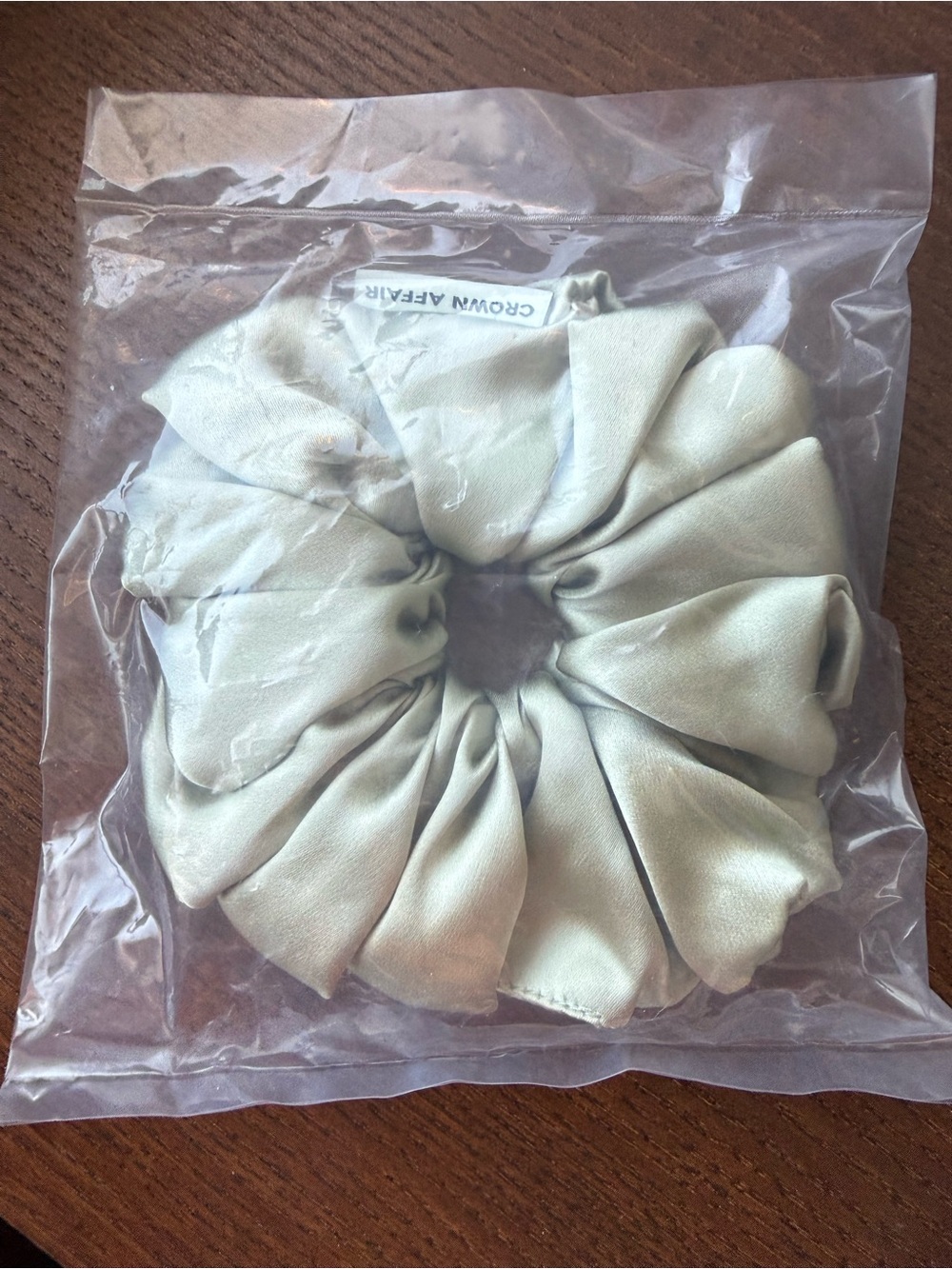 Crown Affair The Scrunchie No. 002